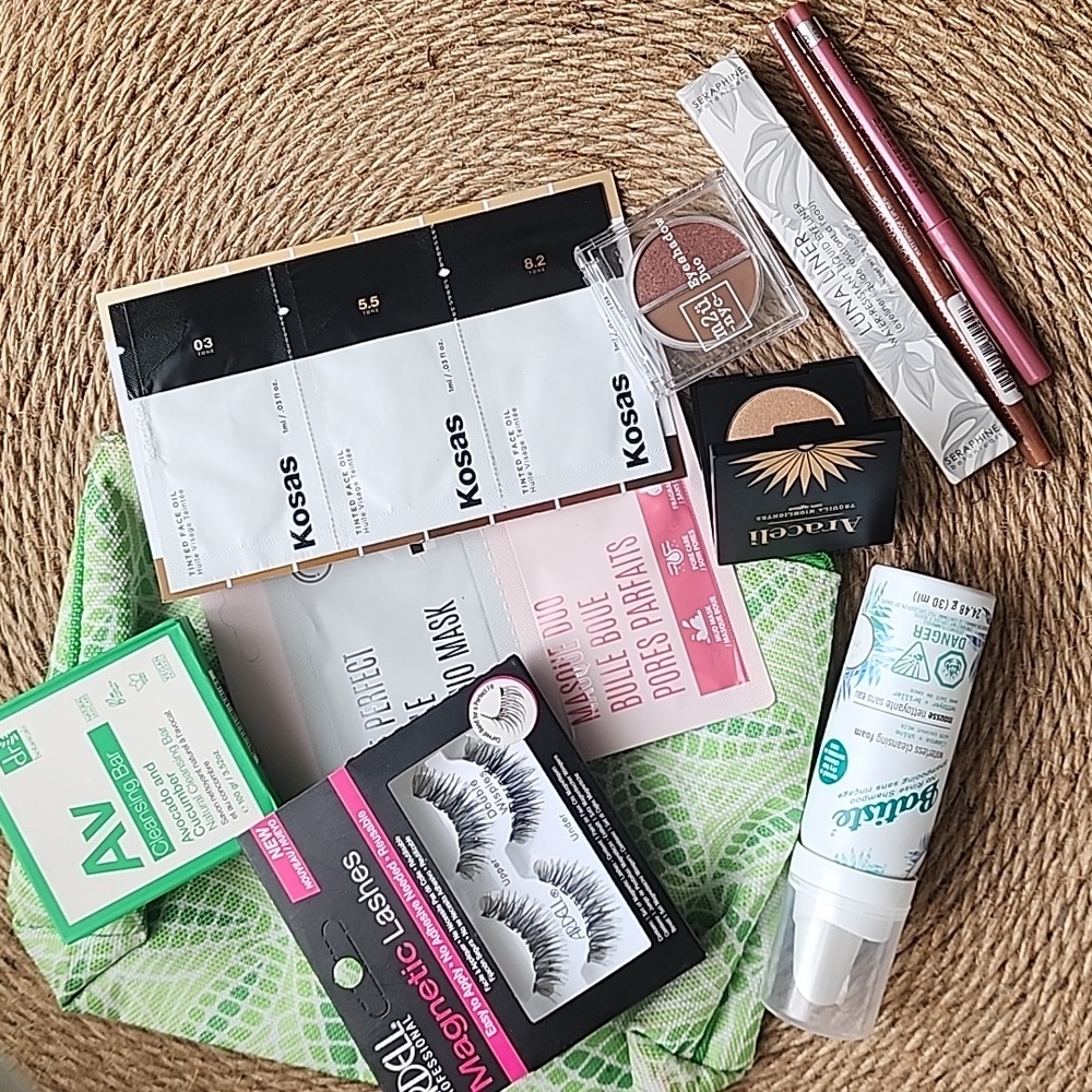 Beauty Bundle makeup skincare and haircair